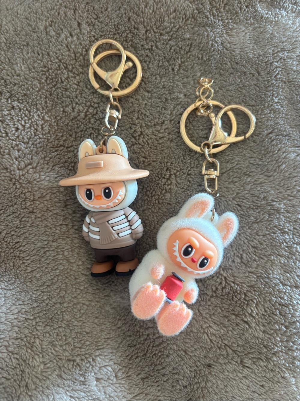 labubu keychain- would sell seprately